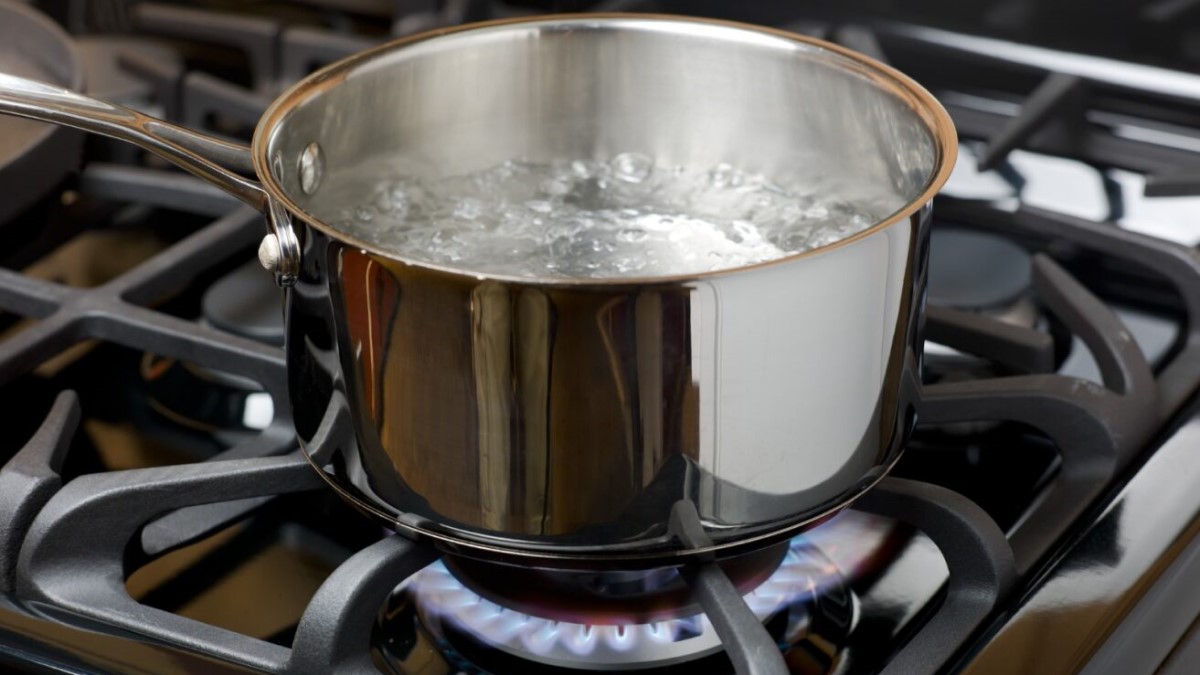 سختی آب چیست و شامل چه عناصری میشود 